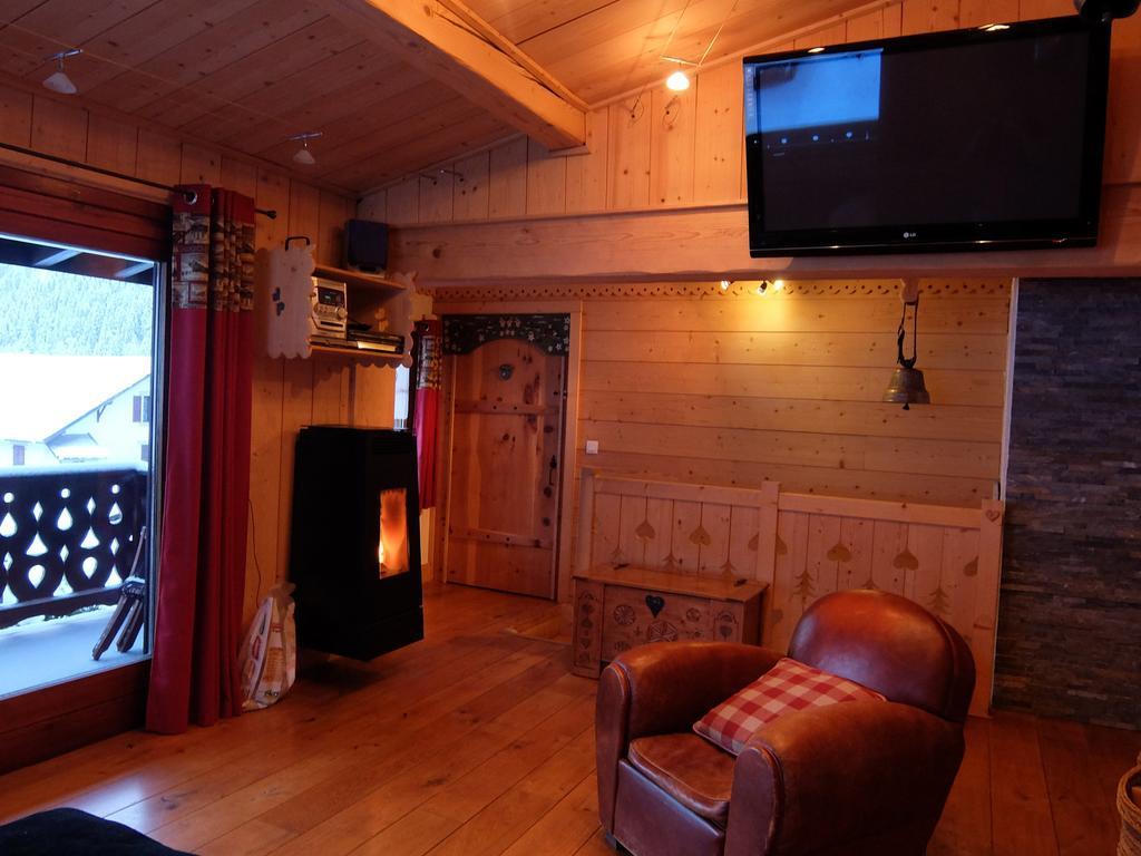 Chalet La Taniere De Groumff شامونكس الغرفة الصورة